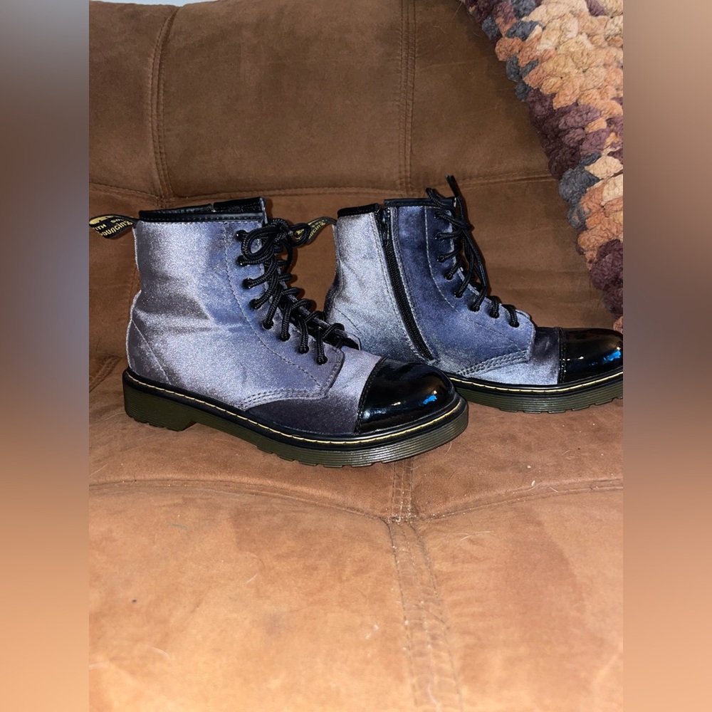 Dr marten boots - suede with leather tips size 6 women . Like new